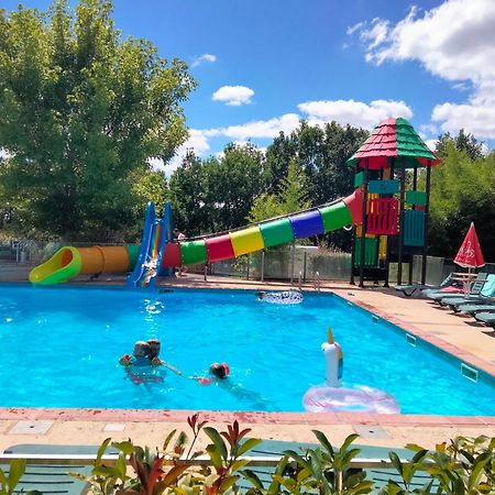 בית הארחה Devillac 	Camping Fontaine Du Roc מראה חיצוני תמונה