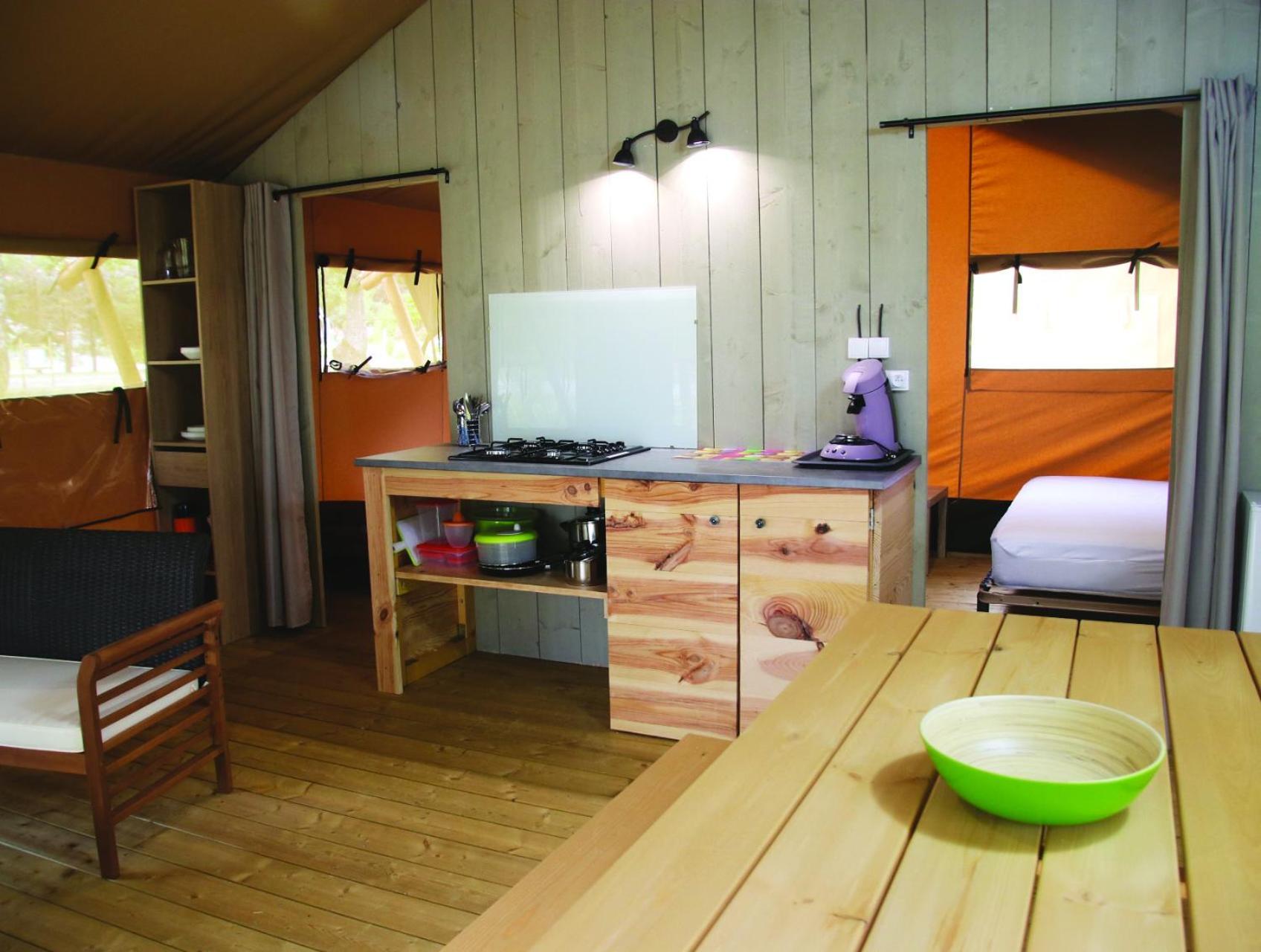 בית הארחה Devillac 	Camping Fontaine Du Roc מראה חיצוני תמונה